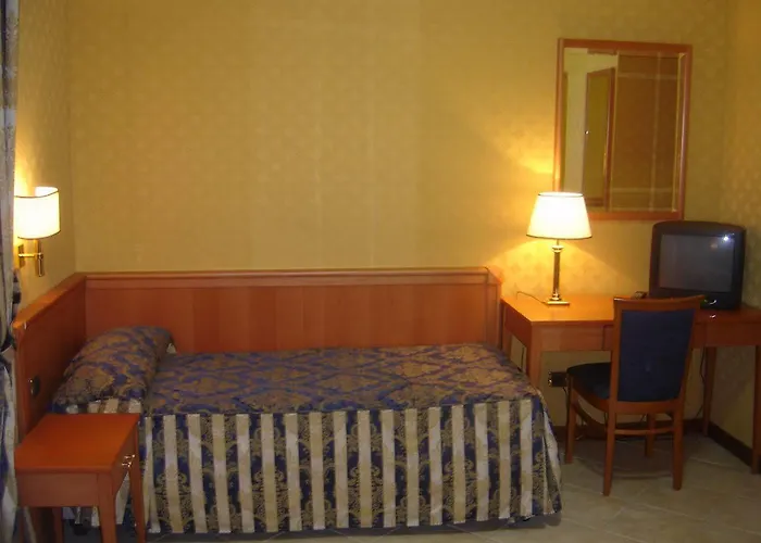 Mariano 3* Rome