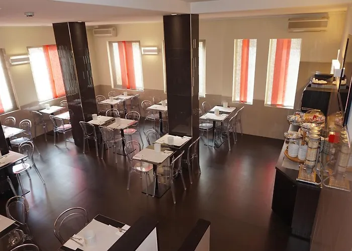 Hotel Mariano 3*